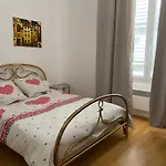 Nid Au 5Eme Etage