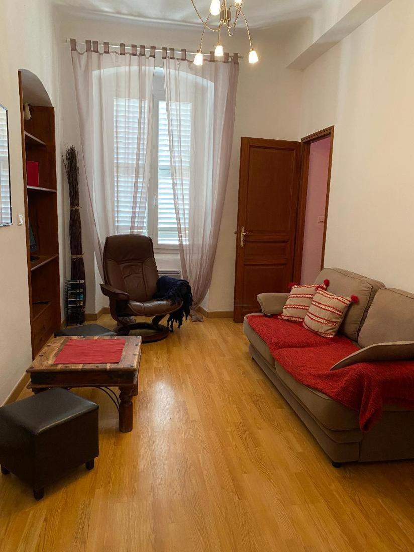 Nid Au 5eme Etage